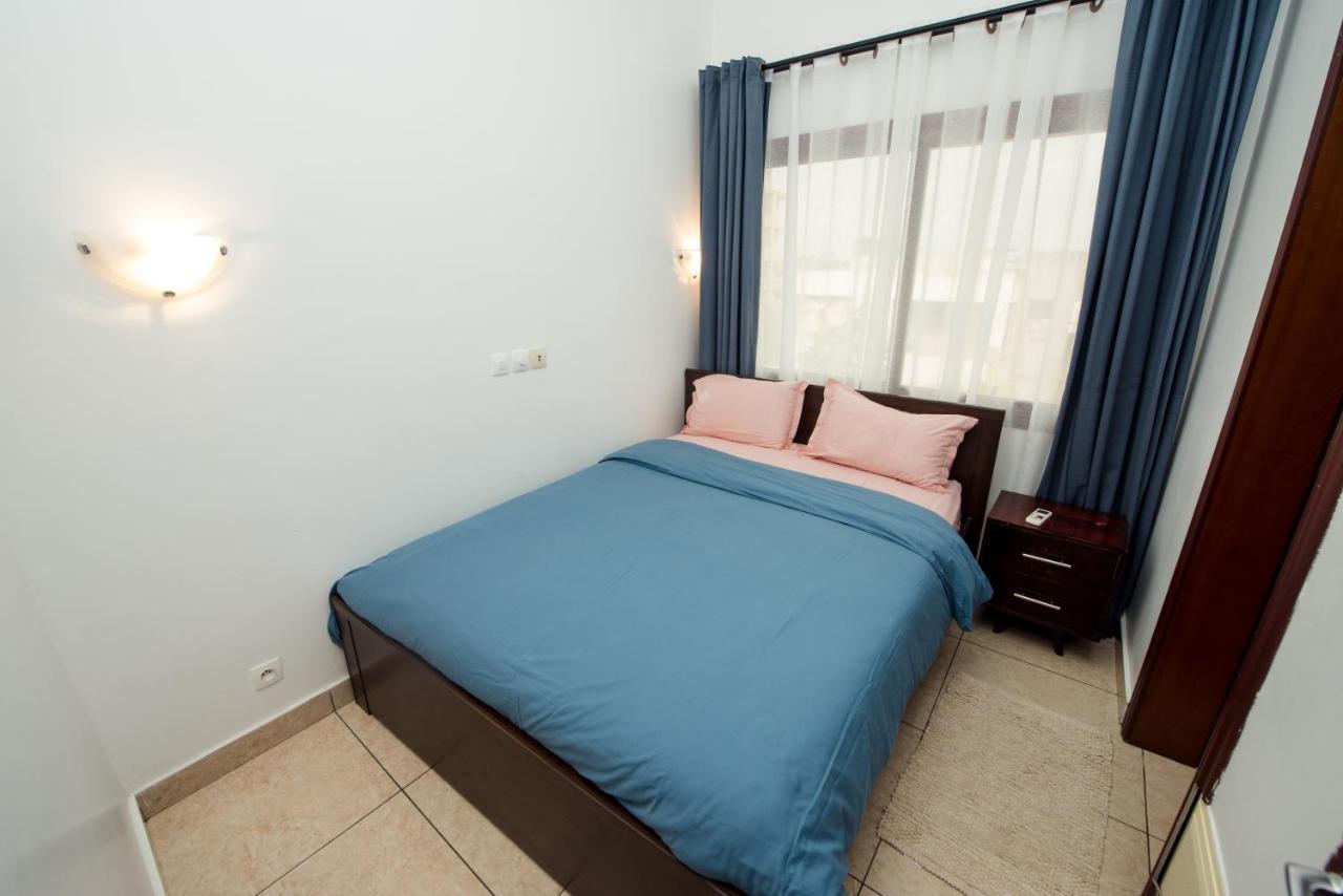 Appartement Charmant et Lumineux Pointe Noire Extérieur photo
