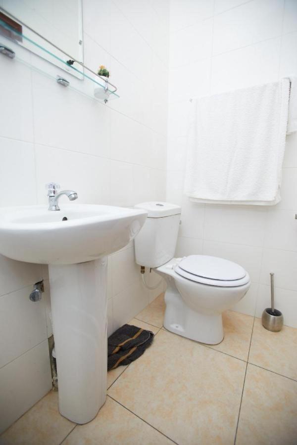 Appartement Charmant et Lumineux Pointe Noire Extérieur photo
